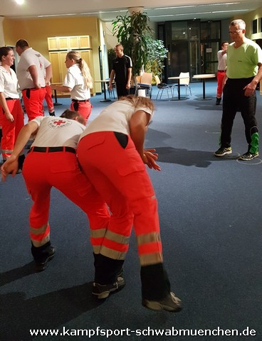 SV_Lehrgang Notfallsanitaeter_2019_010.jpg